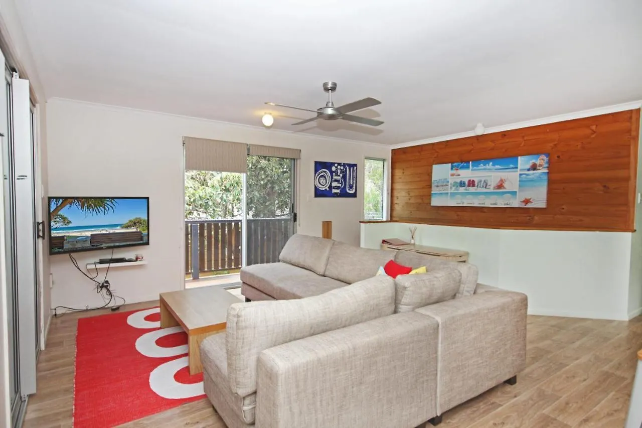 Semesterbostad 20 Scrub Road, Coolum Beach - Pet Friendly, Linen Included Villa